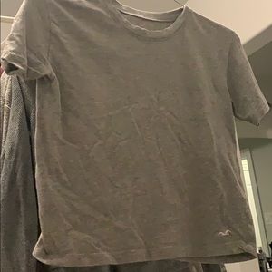 Hollister crop tee!!